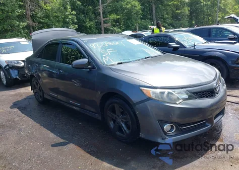 2014 Toyota Camry Se из США, поврежденный, VIN 4T1BF1FK9EU327546